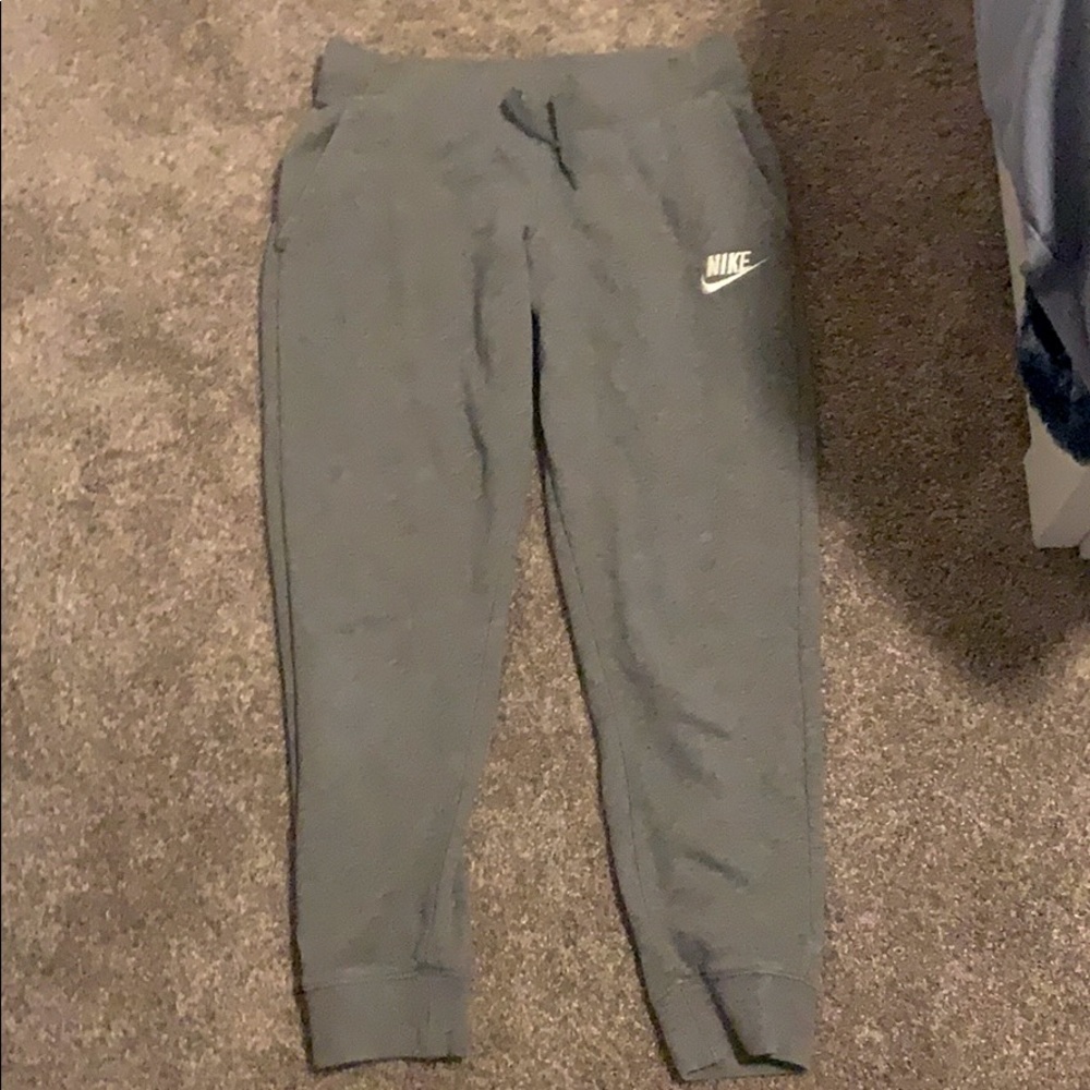 grey Nike sweatpants